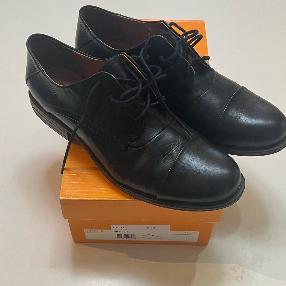 Miz Mooz Black Letty Oxfords - Picture 4 of 5